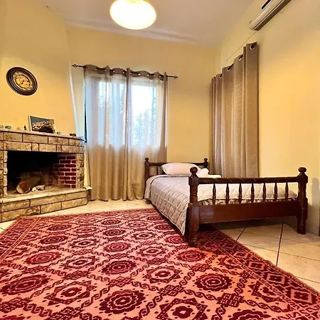 Village 1 * Μαραθιάς